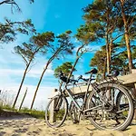 Boddentraum - 5 Sterne Mit Blick Auf Malerische Ostseebad Wustrow (Fischland)