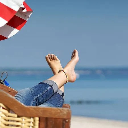 公寓 Boddentraum - 5 Sterne Mit Blick Auf Malerische Ostseebad *