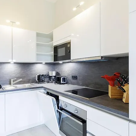 公寓 Boddentraum - 5 Sterne Mit Blick Auf Malerische Ostseebad *